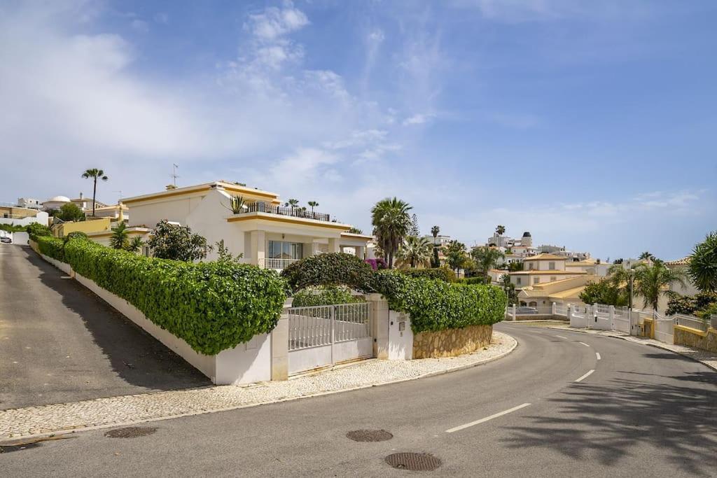 Villa Marina - Pool & Sea View Albufeira Eksteriør bilde